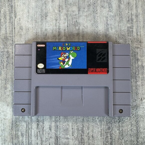 Super Mario World SNES Super Nintendo Original Game Tested Working & Authentic! - Picture 1 of 3